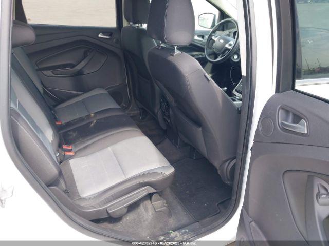 1FMCU9GX2EUD59547 Ford ESCAPE SE