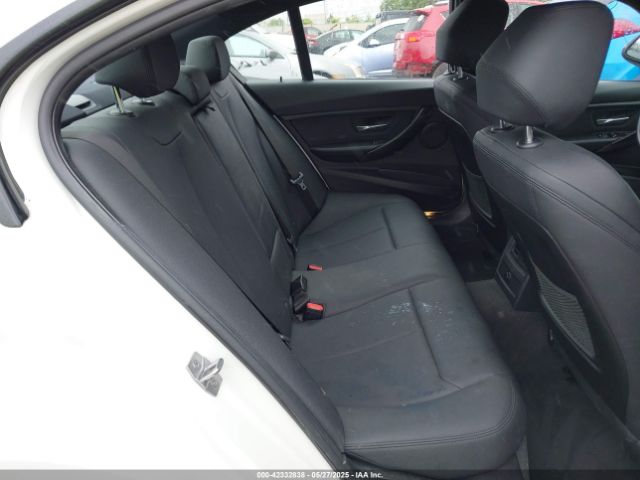 WBA8E5G5XJNU47665 BMW 320i Xdrive
