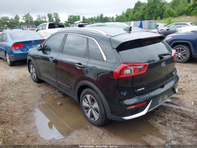 KNDCC3LC8H5039929 KIA NIRO EX