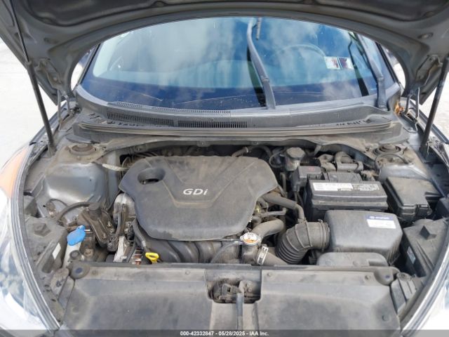KMHTC6AD3GU288183 Hyundai Veloster