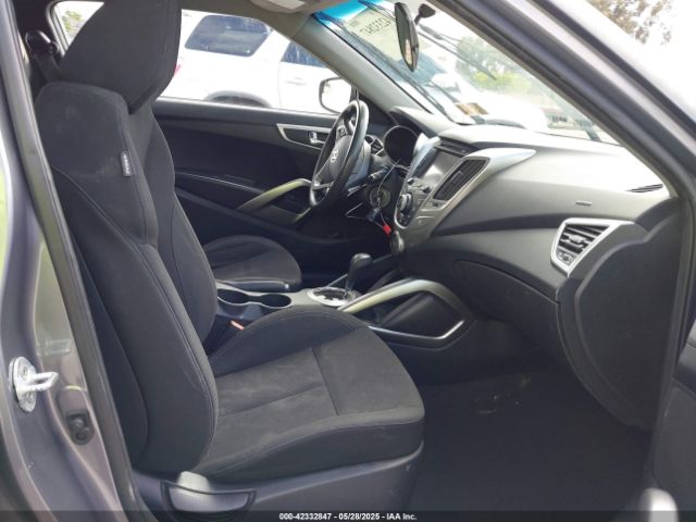 KMHTC6AD3GU288183 Hyundai Veloster