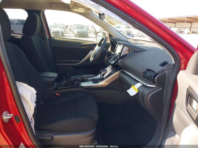 2024 MITSUBISHI ECLIPSE CROSS JA4ATUAA9RZ001094 Photo 4