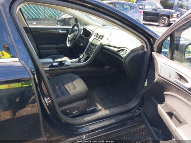 3FA6P0HD1GR236590 Ford FUSION SE