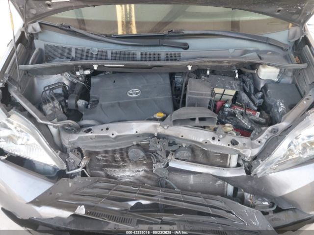 5TDDK3DC9ES088584 Toyota Sienna Limited 7 Passenger/xle 7 Passenger
