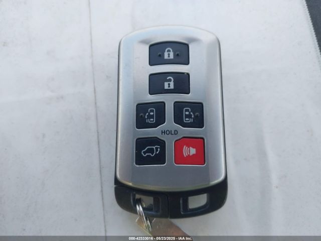 5TDDK3DC9ES088584 Toyota Sienna Limited 7 Passenger/xle 7 Passenger