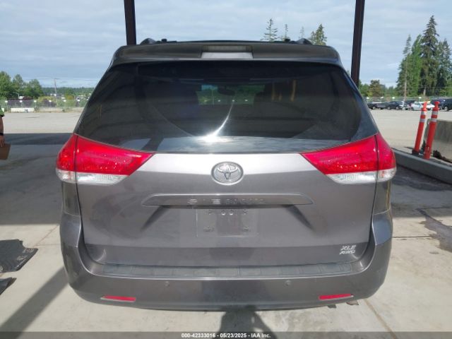 5TDDK3DC9ES088584 Toyota Sienna Limited 7 Passenger/xle 7 Passenger