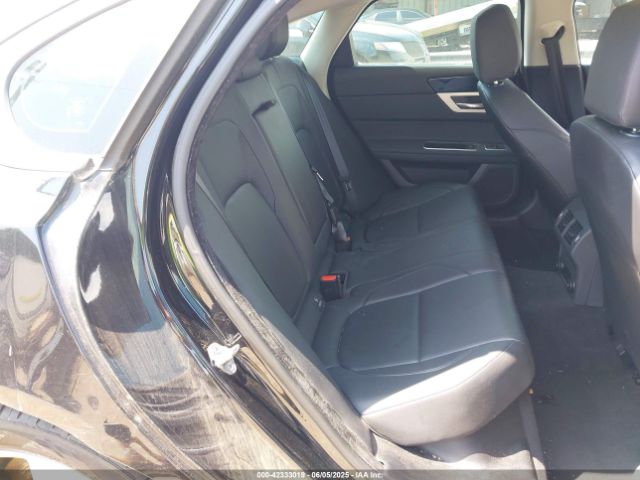 2018 JAGUAR XF SAJBR4FX2JCY69422 Photo 7