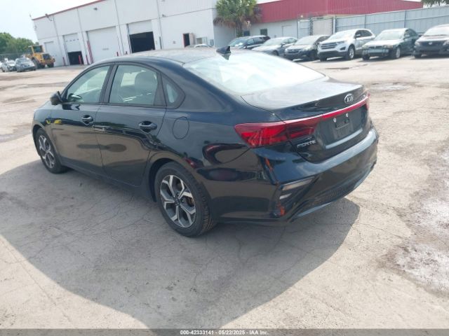 3KPF24AD3KE044372 KIA Forte Lxs