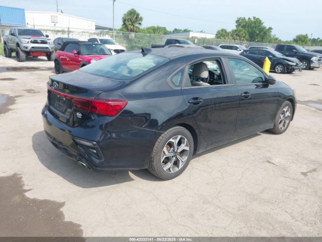 3KPF24AD3KE044372 KIA Forte Lxs