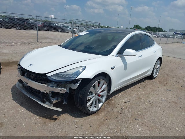 2019 TESLA MODEL 3 5YJ3E1EB6KF425631 Photo 1