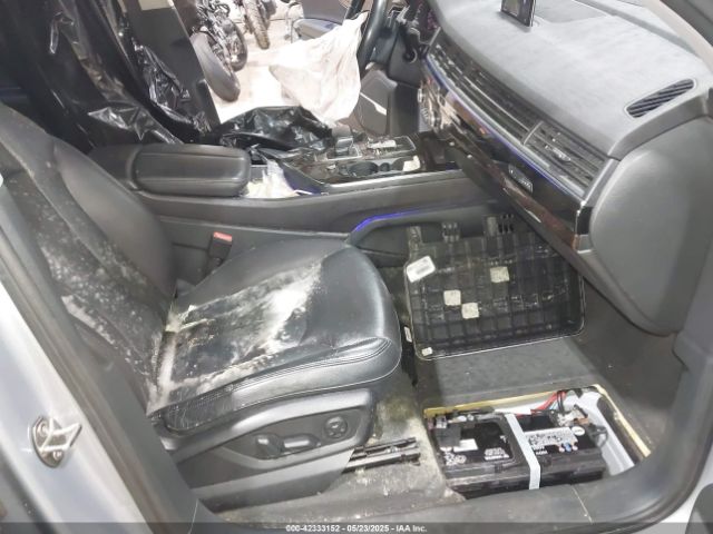 WA1VAAF72JD039884 Audi Q7 3.0t Premium
