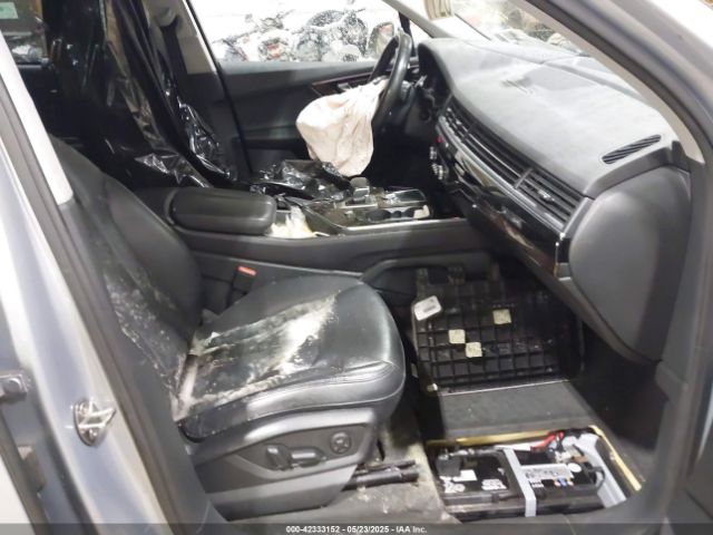 WA1VAAF72JD039884 Audi Q7 3.0t Premium