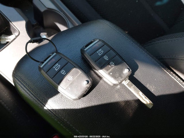 5XXGT4L38KG320784 KIA gdi