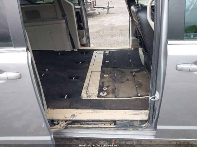 2C4RDGCG8KR771084 Dodge Grand Caravan Sxt