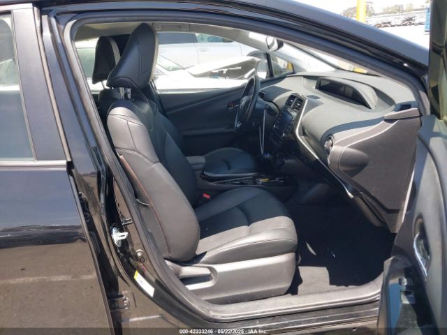 2021 TOYOTA PRIUS JTDKAMFU4M3143948 Photo 4