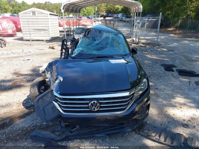 1VWAA7A36MC003621 Volkswagen Passat