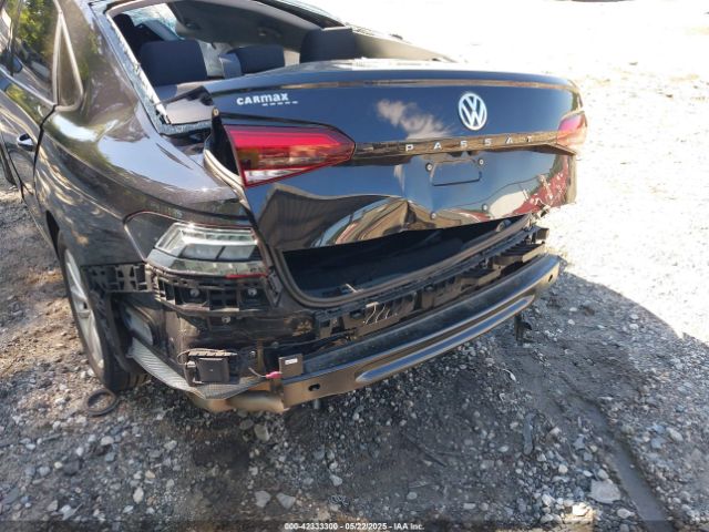 1VWAA7A36MC003621 Volkswagen Passat