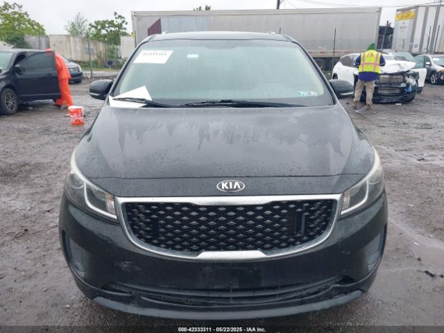 KNDMB5C15F6052789 KIA SEDONA LX