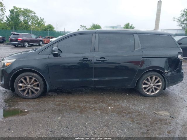 KNDMB5C15F6052789 KIA SEDONA LX
