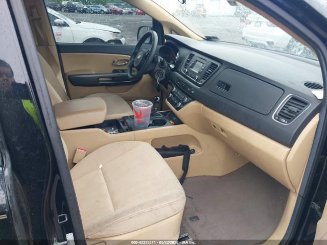KNDMB5C15F6052789 KIA SEDONA LX