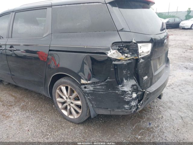 KNDMB5C15F6052789 KIA SEDONA LX