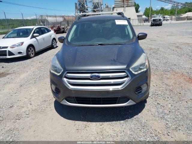 1FMCU9G9XHUD90910 Ford ESCAPE SE