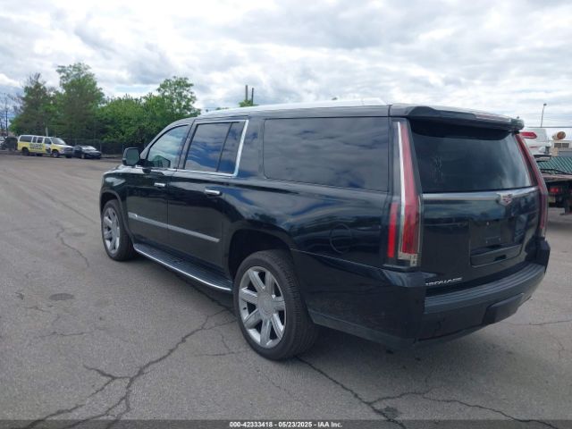 2020 CADILLAC ESCALADE ESV 1GYS3HKJ2LR183819 Photo 2