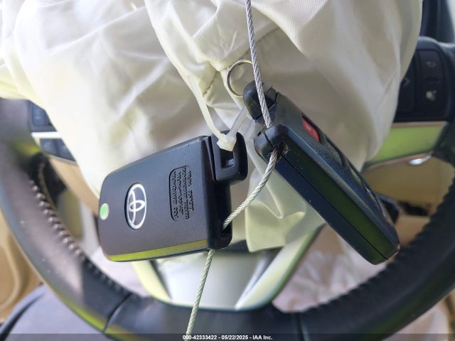5TDKKRFH1ES006186 Toyota 2gr-fe