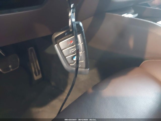 2021 BMW M550I WBA13BK01MCG56622 Photo 10