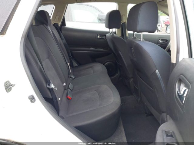 JN8AS5MV1EW711572 Nissan Rogue Select S