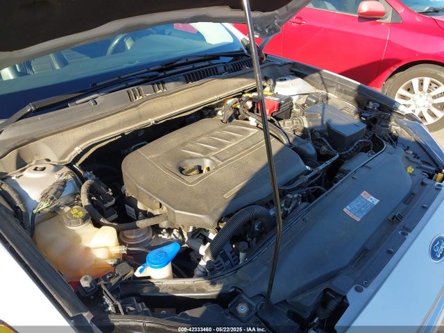1FA6P0HD4G5119332 Ford FUSION SE