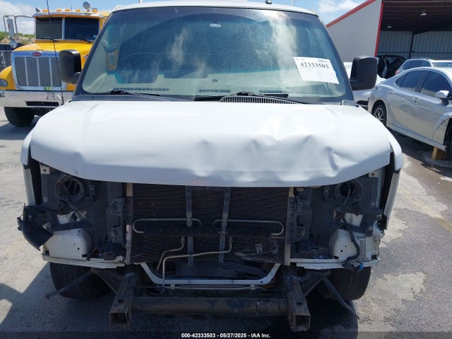 Chevrolet l20 2015 1GCWGGCF9F1229343 Image 12