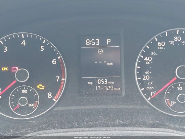1VWAT7A36FC103702 Volkswagen Passat 1.8t Limited Edition