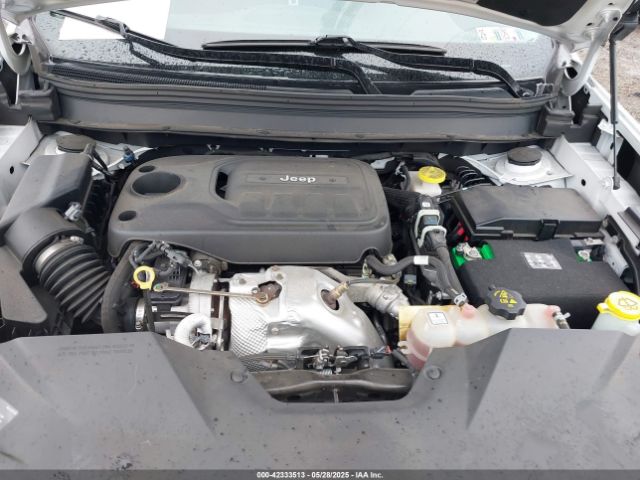 1C4PJMDN1KD180335 Jeep Cherokee Limited 4x4