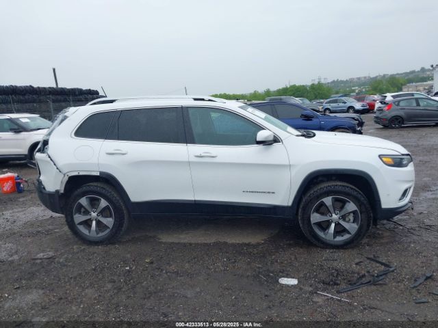 1C4PJMDN1KD180335 Jeep Cherokee Limited 4x4