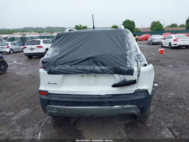 1C4PJMDN1KD180335 Jeep Cherokee Limited 4x4