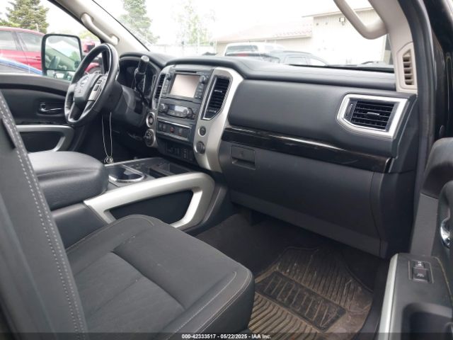 1N6AA1E56HN522395 Nissan TITAN SV