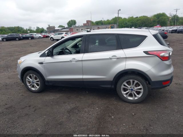 1FMCU9G90HUA74092 Ford ESCAPE SE