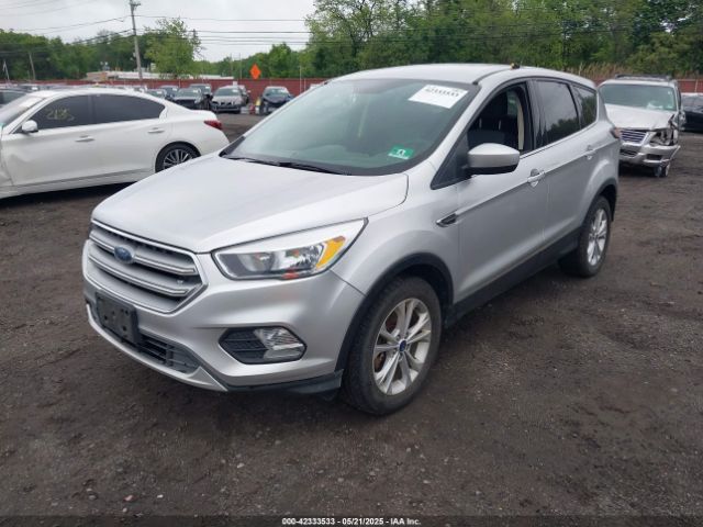 1FMCU9G90HUA74092 Ford ESCAPE SE