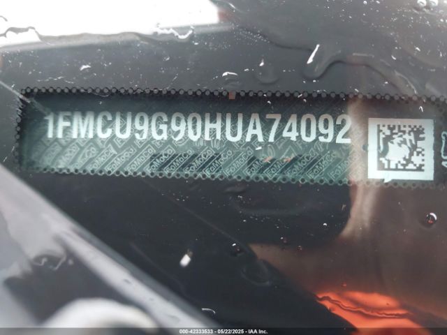 1FMCU9G90HUA74092 Ford ESCAPE SE