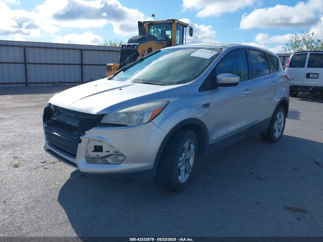 1FMCU9GX8FUB61637 Ford ESCAPE SE