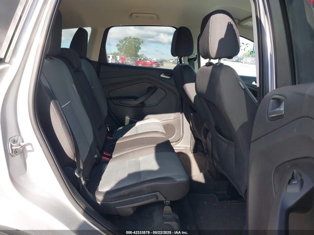 1FMCU9GX8FUB61637 Ford ESCAPE SE