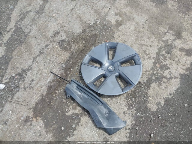 Tesla 2022 2022 5YJ3E1EB4NF120875 Image 12