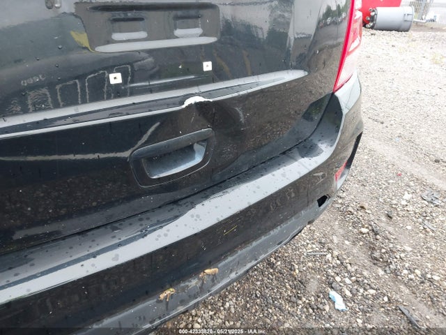 3GNCJKSB5HL260050 Chevrolet TRAX LS