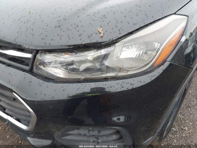 3GNCJKSB5HL260050 Chevrolet TRAX LS