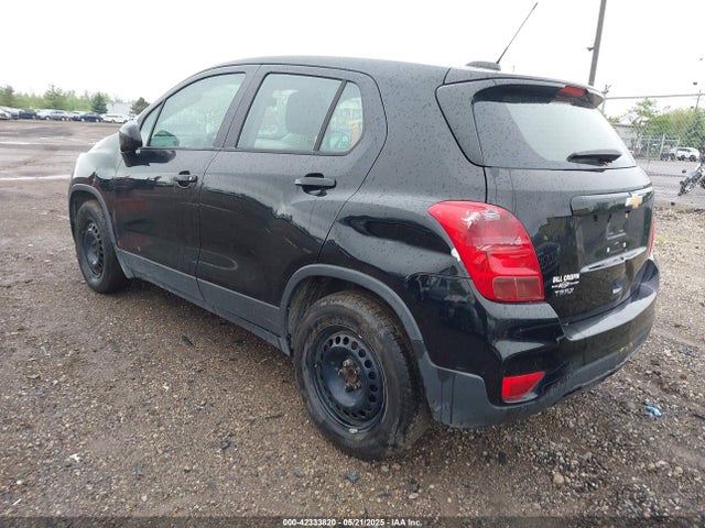 3GNCJKSB5HL260050 Chevrolet TRAX LS