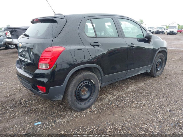 3GNCJKSB5HL260050 Chevrolet TRAX LS
