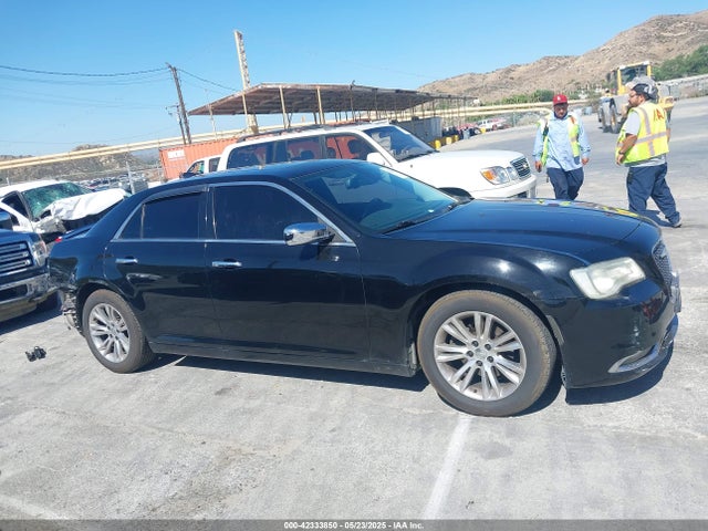 Chrysler 300 2016 2C3CCAEG0GH190330 Image 14