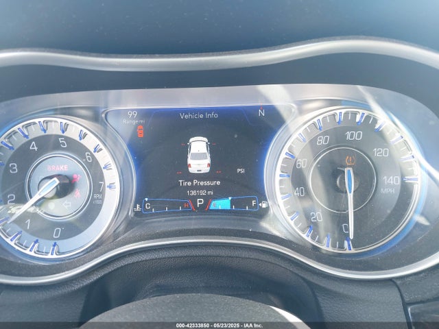 Chrysler 300 2016 2C3CCAEG0GH190330 Image 7