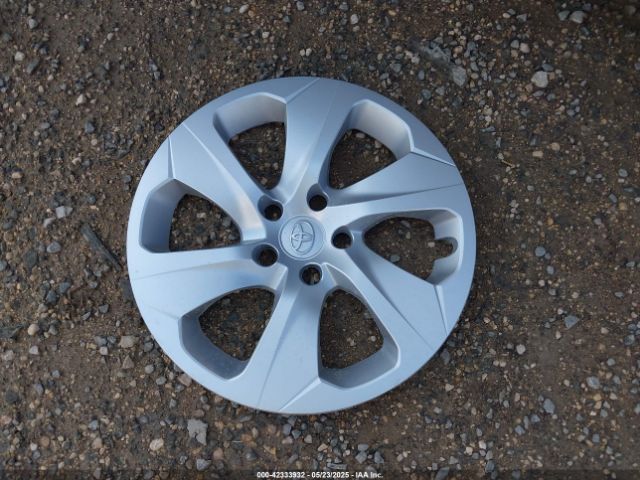 2T3F1RFV5SW527044 Toyota RAV4 LE